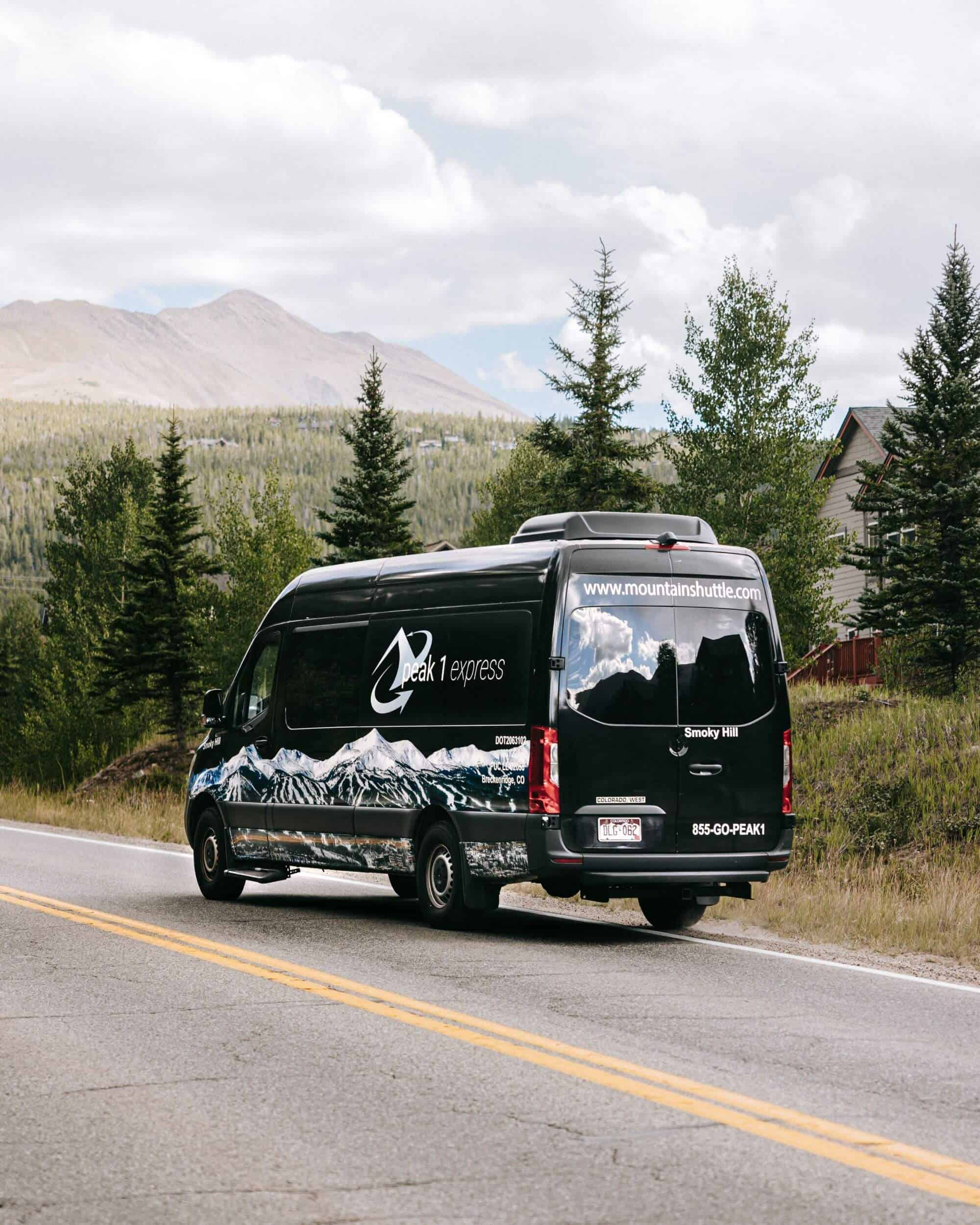 Airport shuttle service in Breckenridge Colorado