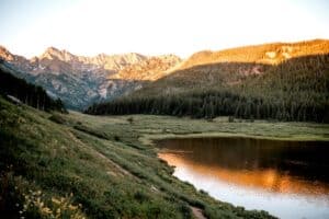 mountains and lake near Vail 